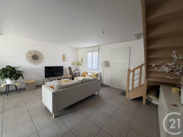 maison à louer - 4 pièces - 89.97 m2 - CHARTRES - 28 - CENTRE - Century 21 Maitrejean Immobilier