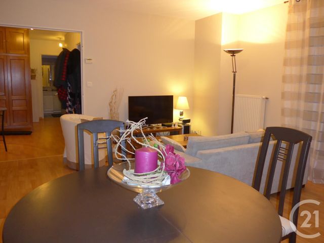 Appartement F2 à vendre - 2 pièces - 60.22 m2 - CHARTRES - 28 - CENTRE - Century 21 Maitrejean Immobilier