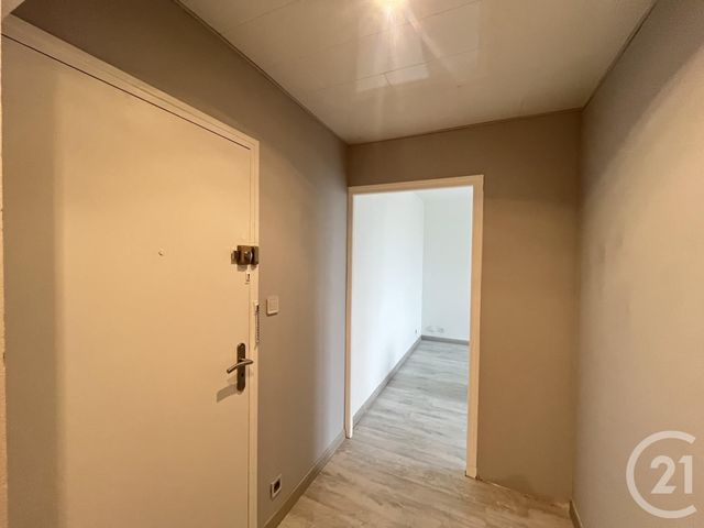 Appartement F2 à louer - 2 pièces - 43.5 m2 - CHARTRES - 28 - CENTRE - Century 21 Maitrejean Immobilier