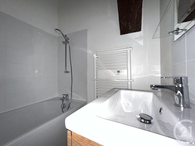 Appartement F2 à louer - 2 pièces - 36.42 m2 - CHARTRES - 28 - CENTRE - Century 21 Maitrejean Immobilier