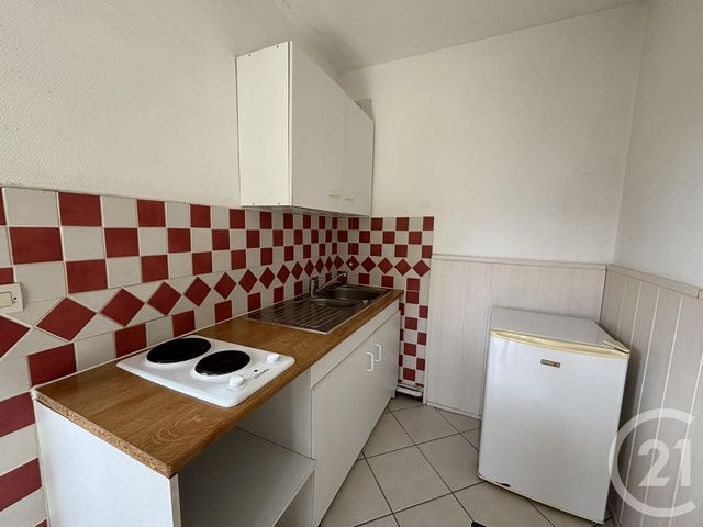 Appartement F1 à louer - 1 pièce - 29.28 m2 - CHARTRES - 28 - CENTRE - Century 21 Maitrejean Immobilier