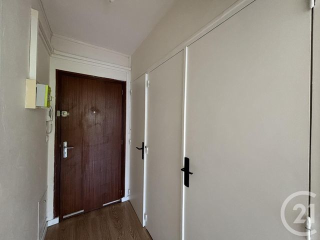 Appartement F1 à louer - 1 pièce - 29.28 m2 - CHARTRES - 28 - CENTRE - Century 21 Maitrejean Immobilier