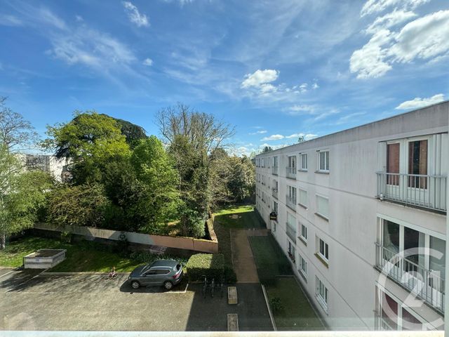 Appartement T1 à louer - 1 pièce - 34.17 m2 - CHARTRES - 28 - CENTRE - Century 21 Maitrejean Immobilier