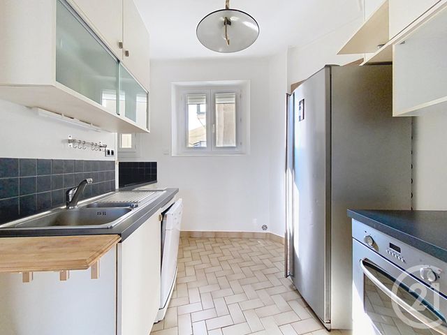 Appartement F3 à vendre - 3 pièces - 52.48 m2 - CHARTRES - 28 - CENTRE - Century 21 Maitrejean Immobilier