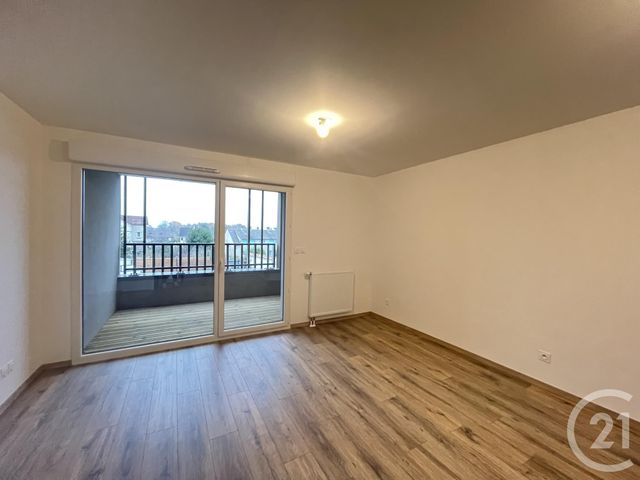 Appartement F2 à louer - 2 pièces - 41.8 m2 - CHARTRES - 28 - CENTRE - Century 21 Maitrejean Immobilier