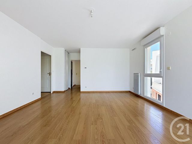 Appartement F3 à vendre - 3 pièces - 60.32 m2 - CHARTRES - 28 - CENTRE - Century 21 Maitrejean Immobilier