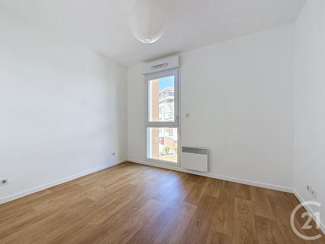 Appartement F3 à vendre - 3 pièces - 60.32 m2 - CHARTRES - 28 - CENTRE - Century 21 Maitrejean Immobilier