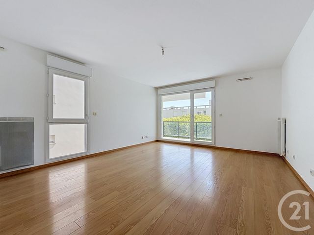 Appartement F3 à vendre - 3 pièces - 60.32 m2 - CHARTRES - 28 - CENTRE - Century 21 Maitrejean Immobilier