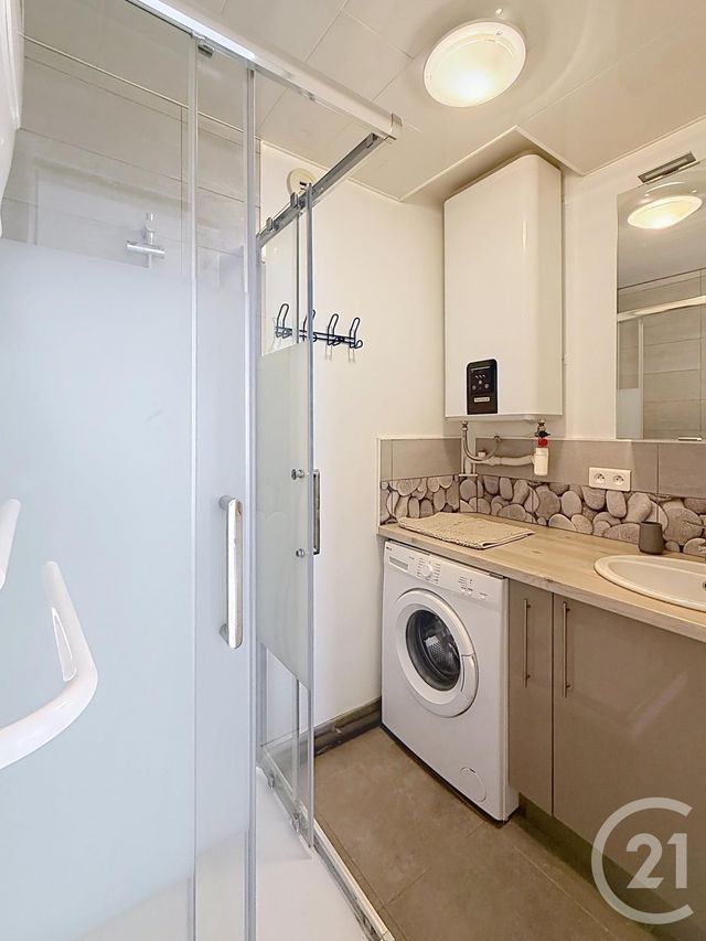 Appartement F2 à vendre - 2 pièces - 38.44 m2 - CHARTRES - 28 - CENTRE - Century 21 Maitrejean Immobilier