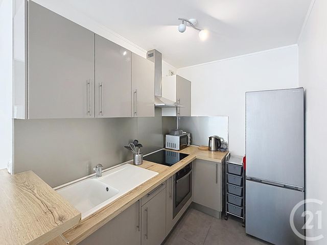 Appartement F2 à vendre - 2 pièces - 38.44 m2 - CHARTRES - 28 - CENTRE - Century 21 Maitrejean Immobilier