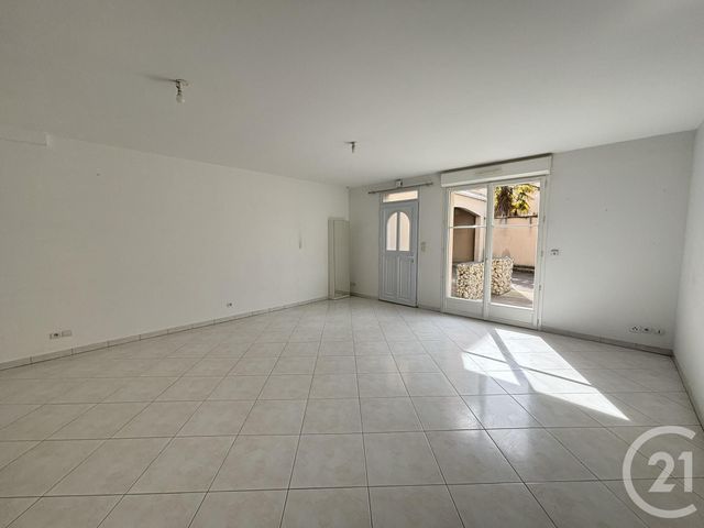 Appartement F3 à louer - 3 pièces - 87.21 m2 - CHARTRES - 28 - CENTRE - Century 21 Maitrejean Immobilier
