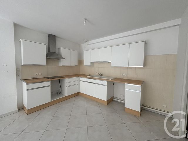 Appartement F3 à louer - 3 pièces - 87.21 m2 - CHARTRES - 28 - CENTRE - Century 21 Maitrejean Immobilier