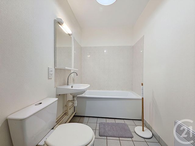 Appartement Studio à vendre - 1 pièce - 36.26 m2 - CHARTRES - 28 - CENTRE - Century 21 Maitrejean Immobilier