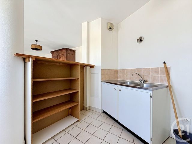 Appartement Studio à vendre - 1 pièce - 36.26 m2 - CHARTRES - 28 - CENTRE - Century 21 Maitrejean Immobilier