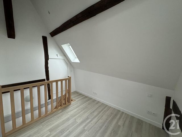Appartement T2 à louer - 2 pièces - 19.89 m2 - CHARTRES - 28 - CENTRE - Century 21 Maitrejean Immobilier
