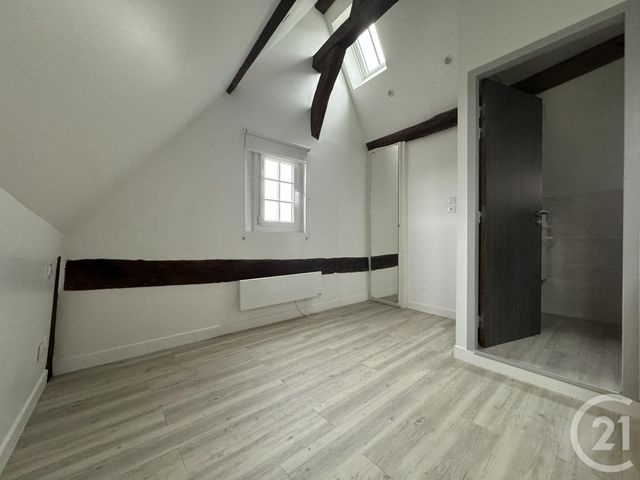 Appartement T2 à louer - 2 pièces - 19.89 m2 - CHARTRES - 28 - CENTRE - Century 21 Maitrejean Immobilier