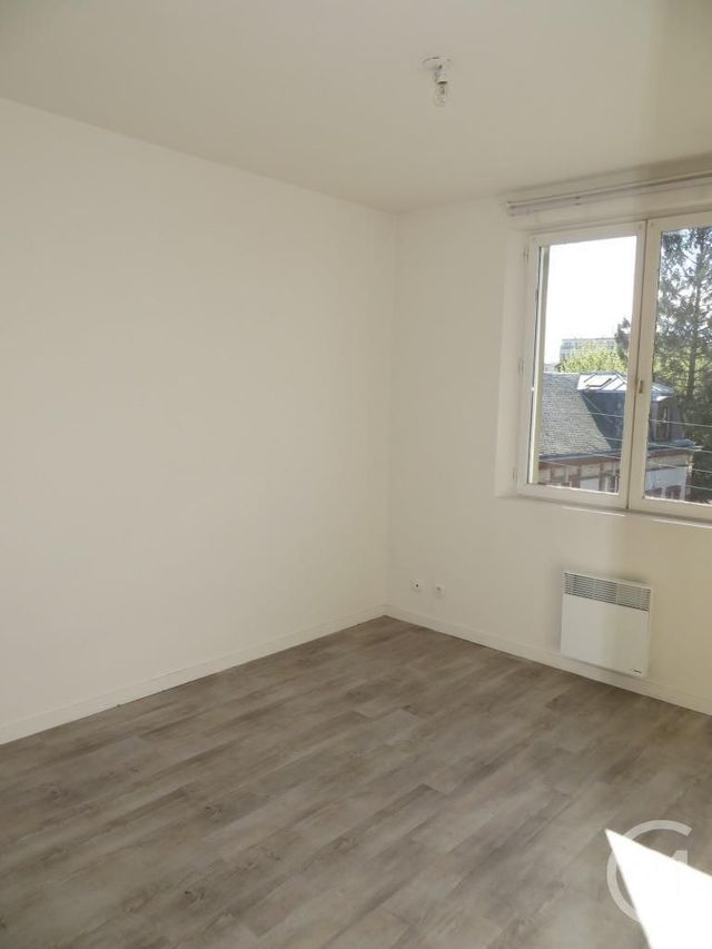 Appartement F3 à louer - 3 pièces - 52.78 m2 - CHARTRES - 28 - CENTRE - Century 21 Maitrejean Immobilier