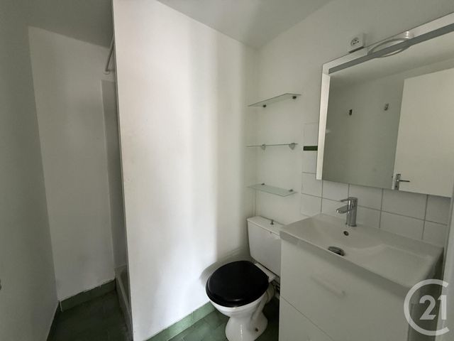 Appartement T1 à louer - 1 pièce - 20.7 m2 - CHARTRES - 28 - CENTRE - Century 21 Maitrejean Immobilier