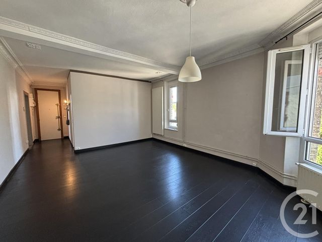Appartement F3 à louer - 3 pièces - 77.65 m2 - CHARTRES - 28 - CENTRE - Century 21 Maitrejean Immobilier