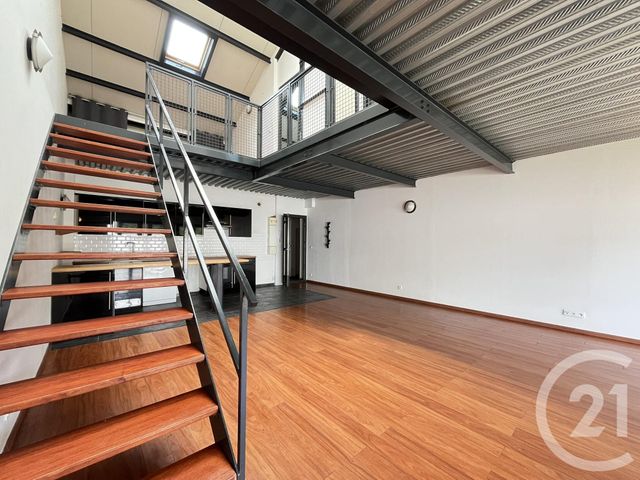 Appartement Loft à vendre - 4 pièces - 108.23 m2 - CHARTRES - 28 - CENTRE - Century 21 Maitrejean Immobilier