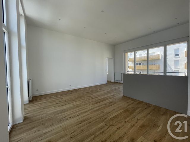 Appartement F5 à louer - 5 pièces - 107.22 m2 - CHARTRES - 28 - CENTRE - Century 21 Maitrejean Immobilier