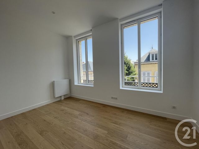 Appartement F5 à louer - 5 pièces - 107.22 m2 - CHARTRES - 28 - CENTRE - Century 21 Maitrejean Immobilier