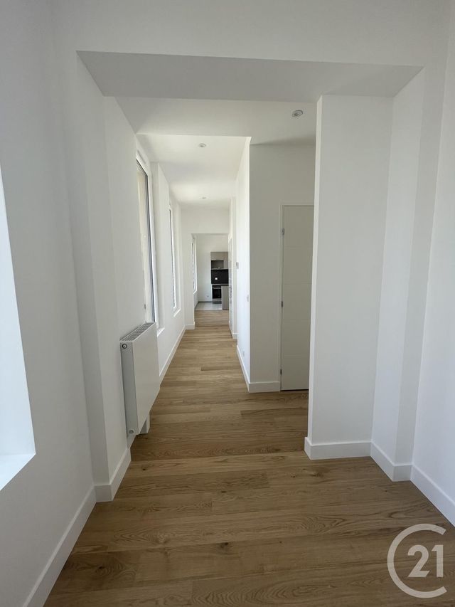 Appartement F5 à louer - 5 pièces - 107.22 m2 - CHARTRES - 28 - CENTRE - Century 21 Maitrejean Immobilier