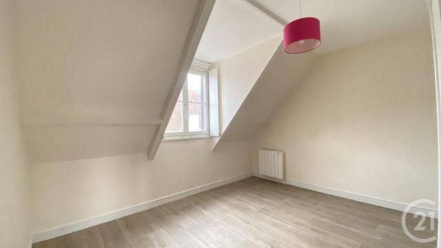 Appartement F2 à louer - 2 pièces - 47.0 m2 - CHARTRES - 28 - CENTRE - Century 21 Maitrejean Immobilier