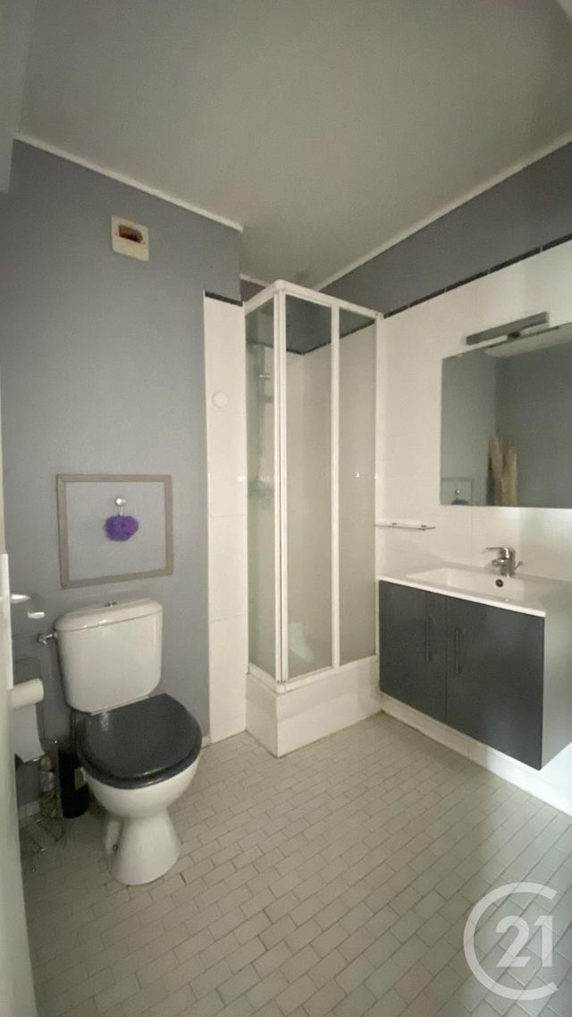 Appartement F2 à louer - 2 pièces - 47.0 m2 - CHARTRES - 28 - CENTRE - Century 21 Maitrejean Immobilier