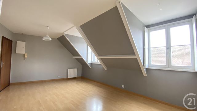 Appartement F2 à louer - 2 pièces - 47.0 m2 - CHARTRES - 28 - CENTRE - Century 21 Maitrejean Immobilier