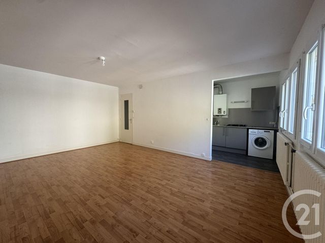 Appartement F2 à louer - 2 pièces - 48.52 m2 - CHARTRES - 28 - CENTRE - Century 21 Maitrejean Immobilier