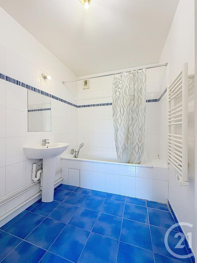 Appartement F3 à vendre - 3 pièces - 60.0 m2 - CHARTRES - 28 - CENTRE - Century 21 Maitrejean Immobilier