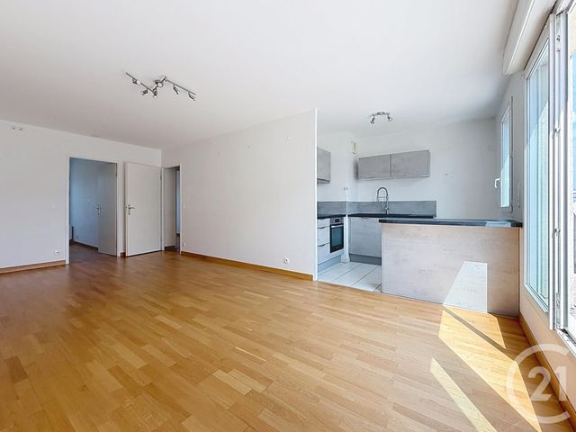 Appartement F3 à vendre - 3 pièces - 60.0 m2 - CHARTRES - 28 - CENTRE - Century 21 Maitrejean Immobilier