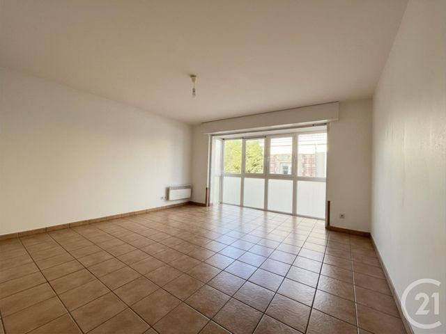 Appartement F2 à louer - 2 pièces - 56.13 m2 - CHARTRES - 28 - CENTRE - Century 21 Maitrejean Immobilier