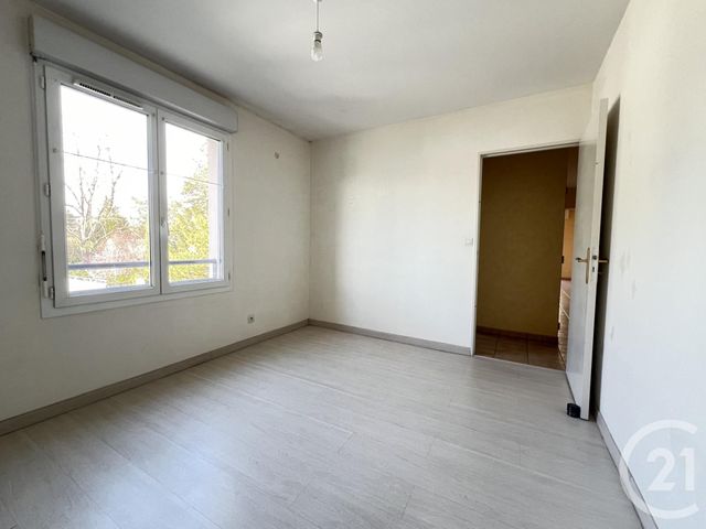 Appartement F2 à louer - 2 pièces - 56.13 m2 - CHARTRES - 28 - CENTRE - Century 21 Maitrejean Immobilier