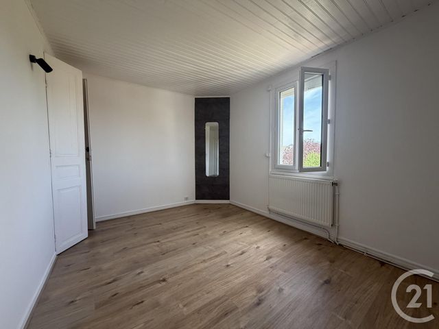 Appartement F2 à louer - 2 pièces - 37.65 m2 - MAINVILLIERS - 28 - CENTRE - Century 21 Maitrejean Immobilier