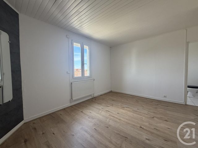 Appartement F2 à louer - 2 pièces - 37.65 m2 - MAINVILLIERS - 28 - CENTRE - Century 21 Maitrejean Immobilier