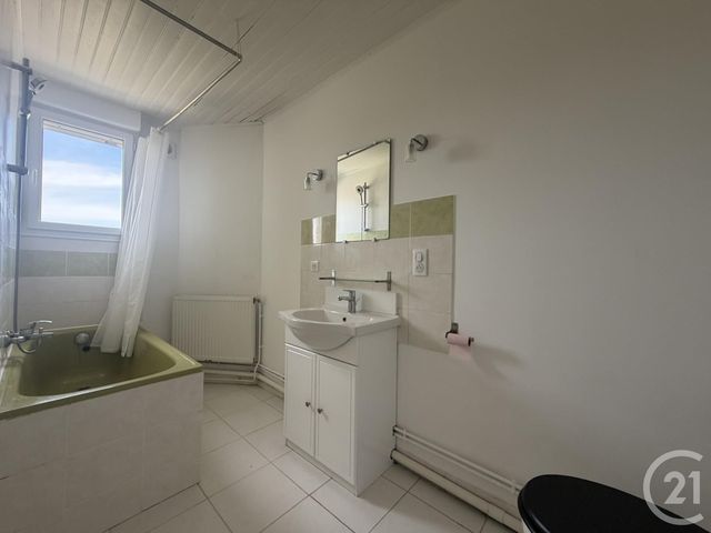 Appartement F2 à louer - 2 pièces - 37.65 m2 - MAINVILLIERS - 28 - CENTRE - Century 21 Maitrejean Immobilier