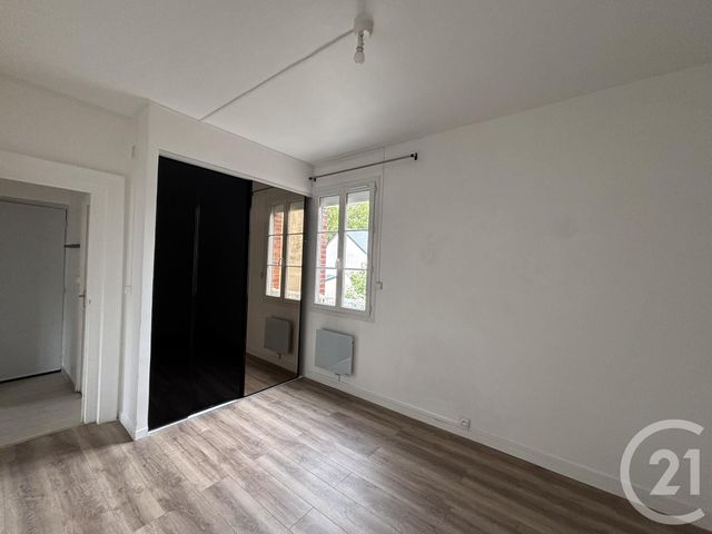 Appartement F2 à louer - 2 pièces - 38.81 m2 - CHARTRES - 28 - CENTRE - Century 21 Maitrejean Immobilier