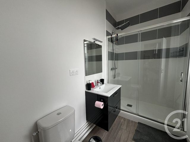 Appartement F1 à louer - 1 pièce - 23.82 m2 - CHARTRES - 28 - CENTRE - Century 21 Maitrejean Immobilier
