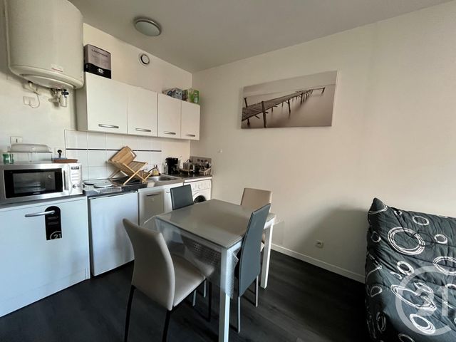 Appartement Studio à louer - 1 pièce - 21.85 m2 - CHARTRES - 28 - CENTRE - Century 21 Maitrejean Immobilier