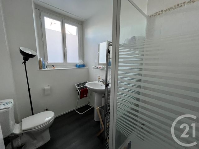 Appartement Studio à louer - 1 pièce - 21.85 m2 - CHARTRES - 28 - CENTRE - Century 21 Maitrejean Immobilier