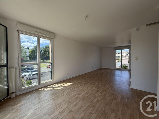 Appartement F5 à louer - 4 pièces - 82.45 m2 - CHARTRES - 28 - CENTRE - Century 21 Maitrejean Immobilier