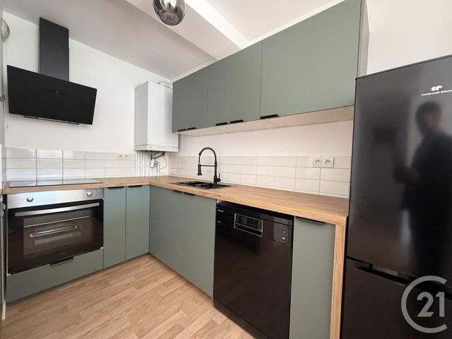 Appartement F5 à louer - 4 pièces - 82.45 m2 - CHARTRES - 28 - CENTRE - Century 21 Maitrejean Immobilier