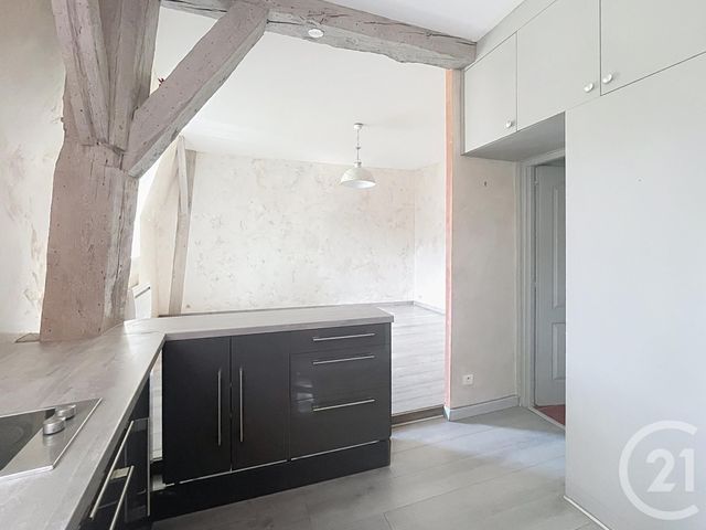 Appartement Studio à vendre - 1 pièce - 28.23 m2 - CHARTRES - 28 - CENTRE - Century 21 Maitrejean Immobilier