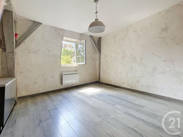 Appartement Studio à vendre - 1 pièce - 28.23 m2 - CHARTRES - 28 - CENTRE - Century 21 Maitrejean Immobilier