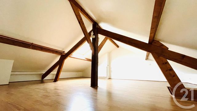 Appartement Duplex à louer - 2 pièces - 31.08 m2 - CHARTRES - 28 - CENTRE - Century 21 Maitrejean Immobilier