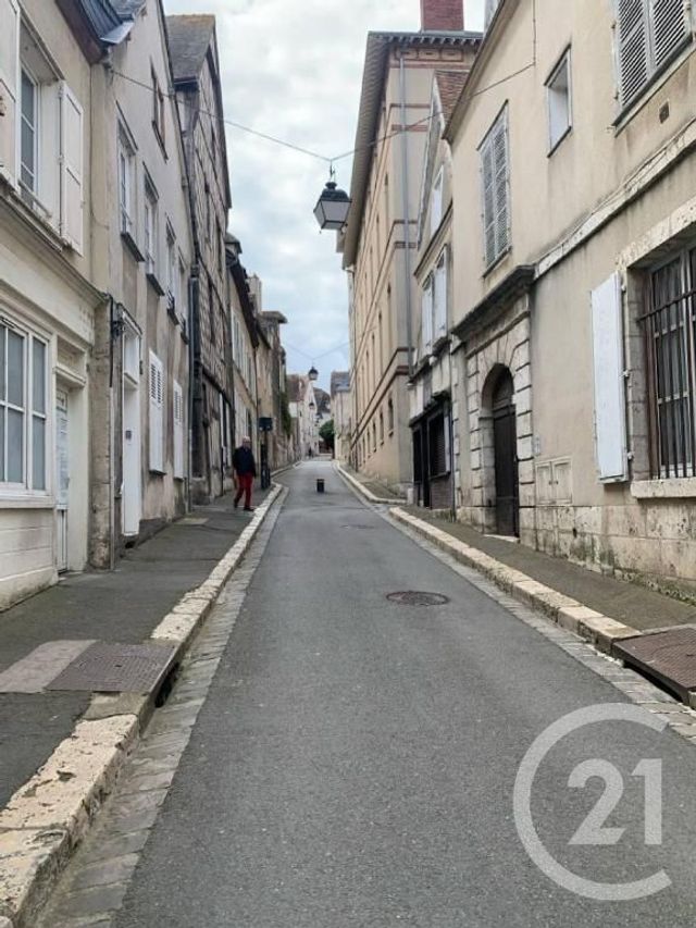 parking à louer - CHARTRES - 28 - CENTRE - Century 21 Maitrejean Immobilier