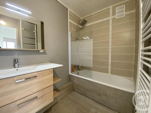 Appartement F2 à louer - 2 pièces - 51.12 m2 - LUCE - 28 - CENTRE - Century 21 Maitrejean Immobilier