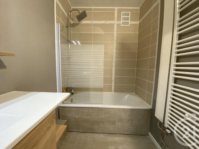 Appartement F2 à louer - 2 pièces - 51.12 m2 - LUCE - 28 - CENTRE - Century 21 Maitrejean Immobilier